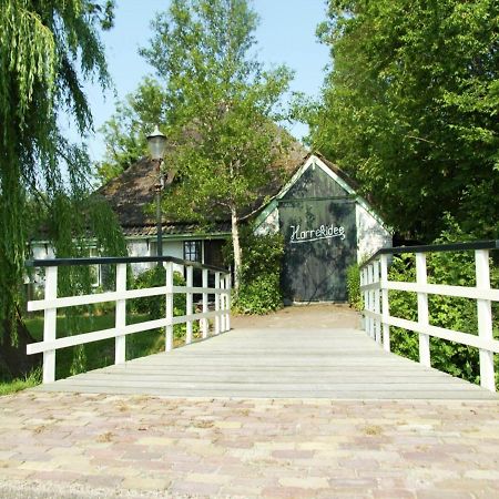 Apartment In Sint Maartensbrug With Garden Exteriér fotografie
