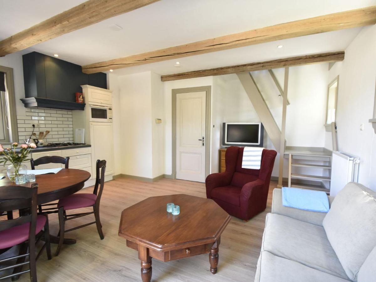 Apartment In Sint Maartensbrug With Garden Exteriér fotografie