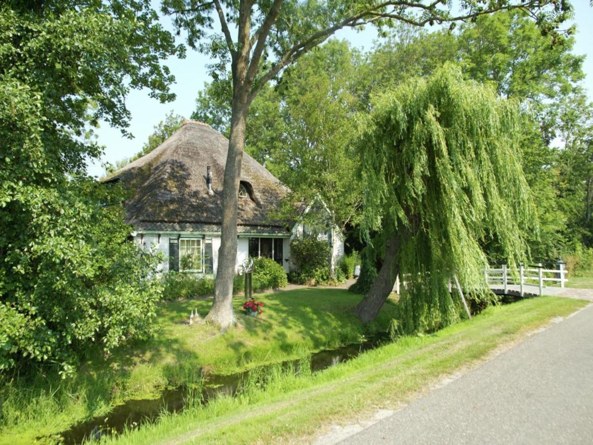 Apartment In Sint Maartensbrug With Garden Exteriér fotografie
