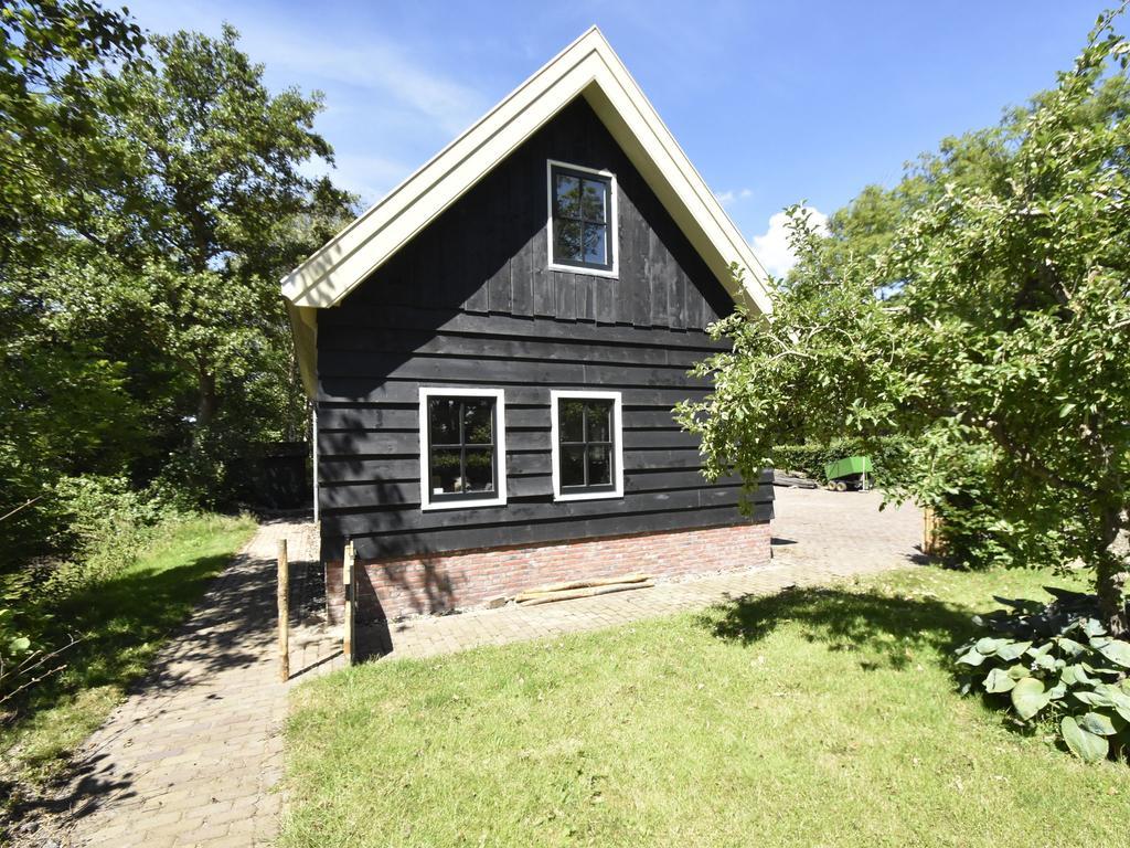 Apartment In Sint Maartensbrug With Garden Exteriér fotografie